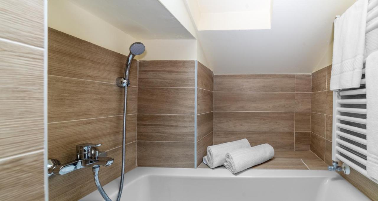 Brera - Sella Charme Apartment Castle View 米兰 外观 照片